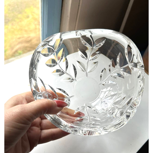 Vintage Tiffany & Co. Cut Glass Crystal Bowl - Josef Riedel Floral Vine & Leaf - Picture 3 of 9
